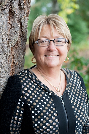 Cathy Hummel headshot