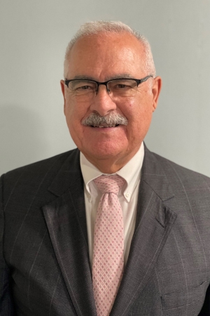 Mel Rodrigues headshot