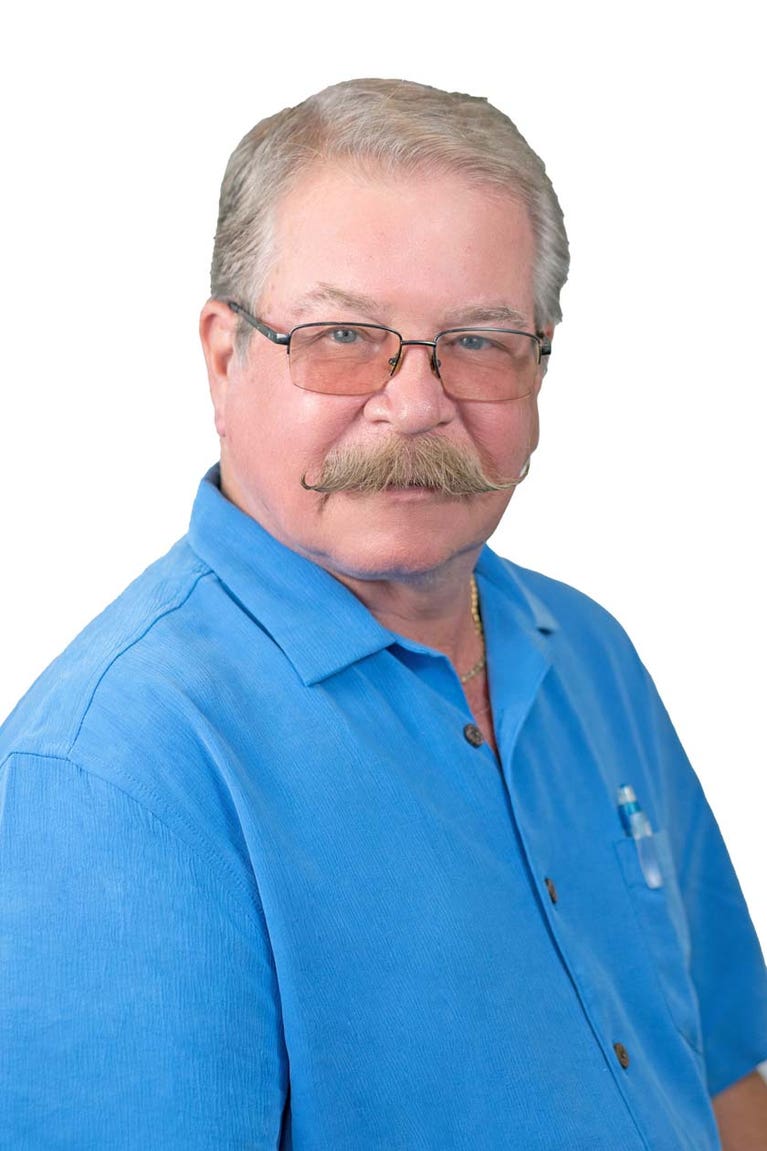 Joe Demo headshot