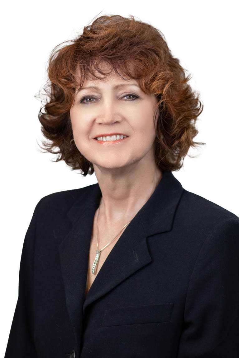 Catherine Williams headshot