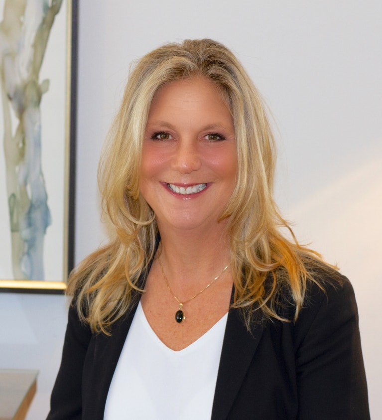 Angela Herman headshot