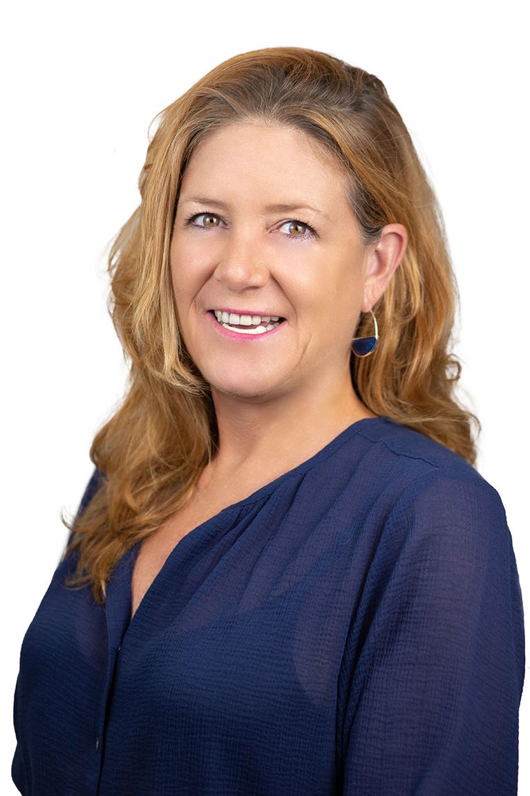 Kelly Castellano headshot