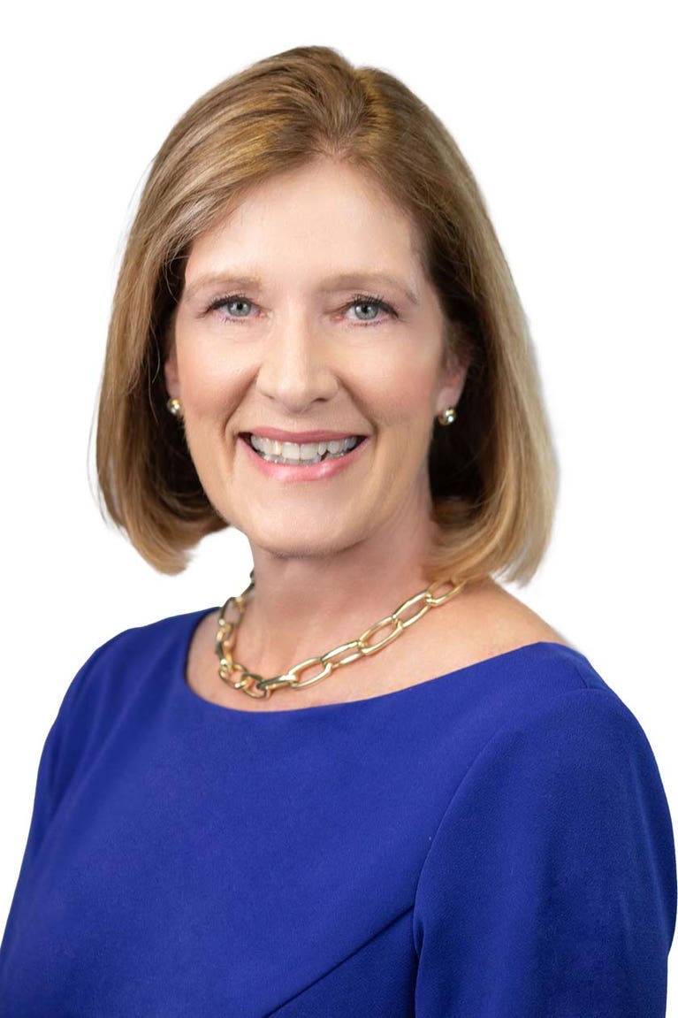 Melissa Parry headshot