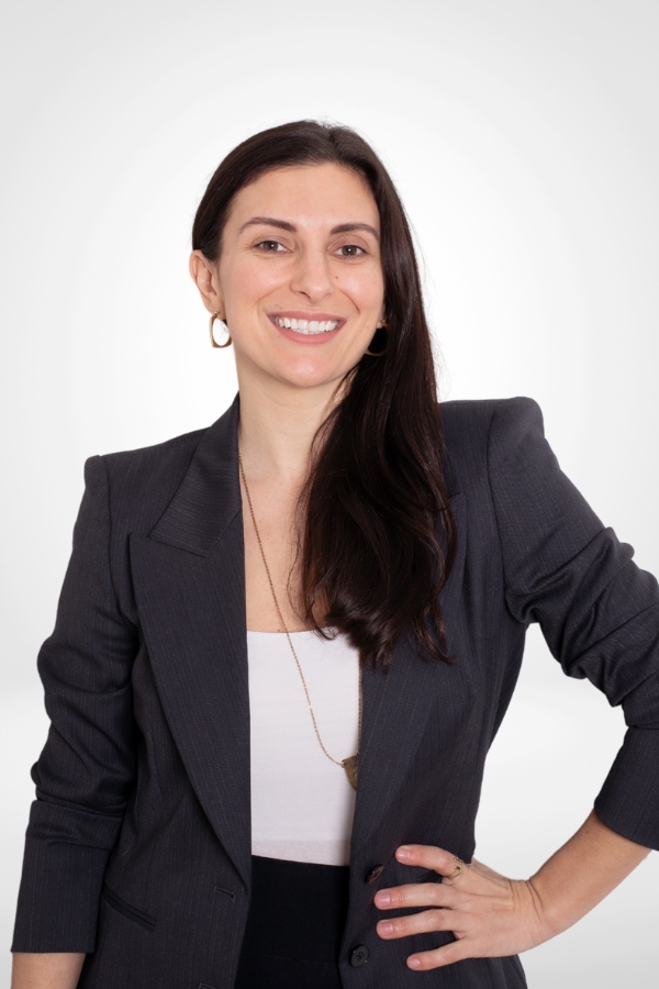 Sarah Dutra headshot