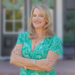 Patty Delaney headshot