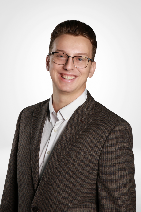 Aaron Norman headshot