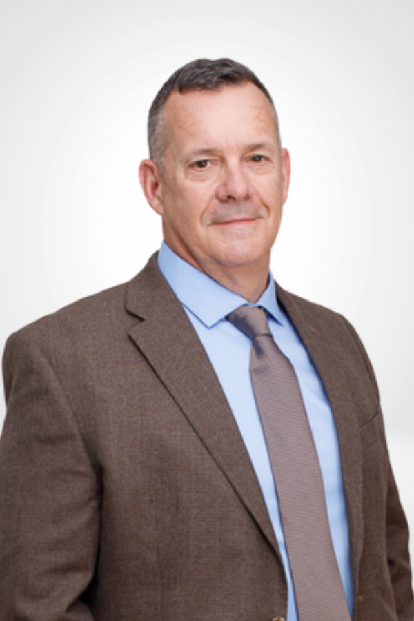 Julian Harwood headshot