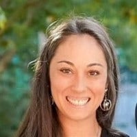 Jen Hendrickson headshot