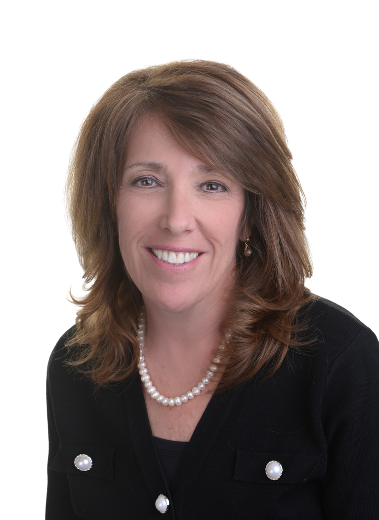 Amy Teitelbaum headshot