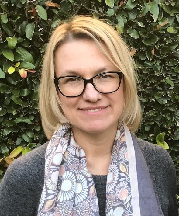 Shelly Ward headshot