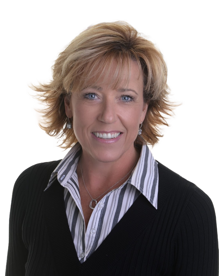 Kim Bradley headshot