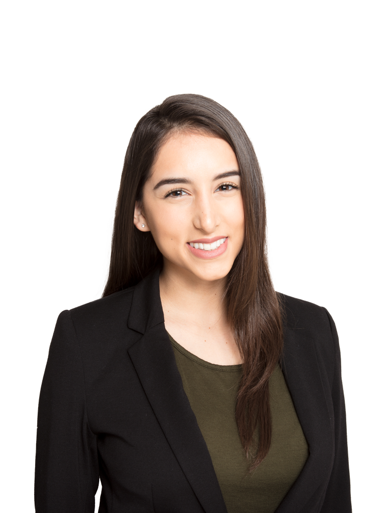 Gia Moyano headshot