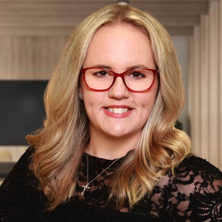 Rachel Bearden headshot