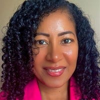 Stephanie Cayetano headshot