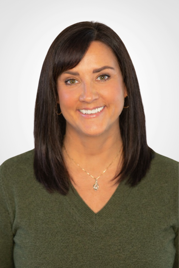 Katie Hebert headshot