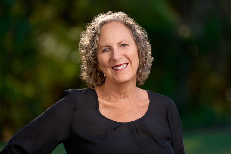 Jane Merle headshot