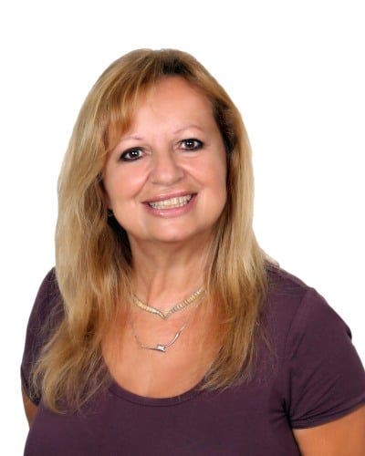 Eva Allaire headshot