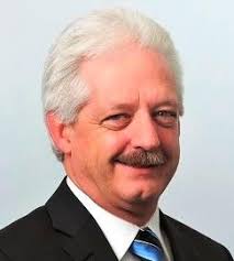 Doug Jelly headshot