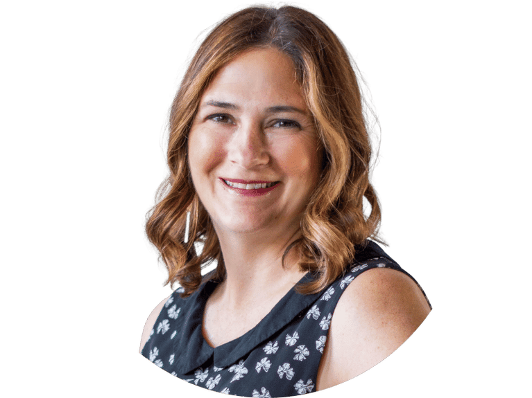 Martha Lavictoire headshot