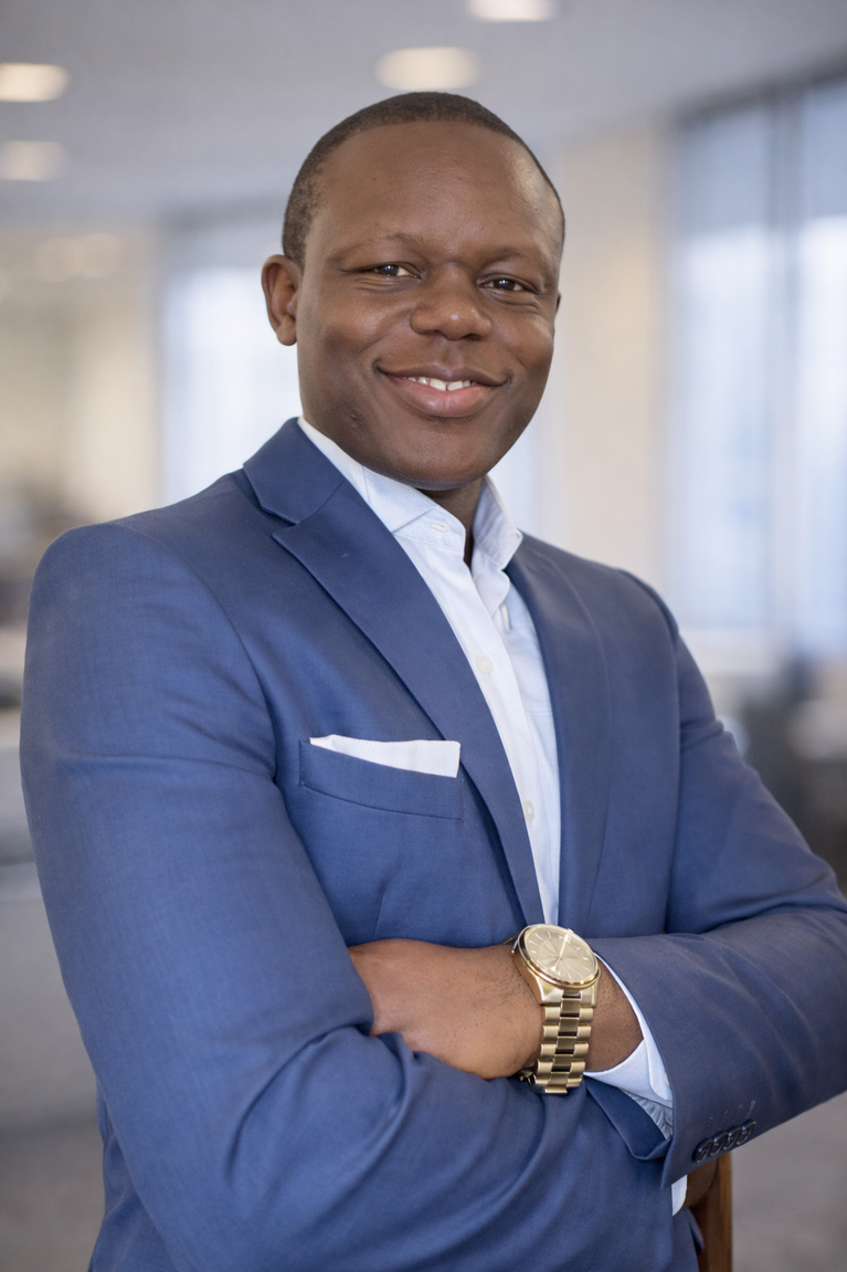 Deji Paul headshot