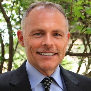 Troy Robinson headshot
