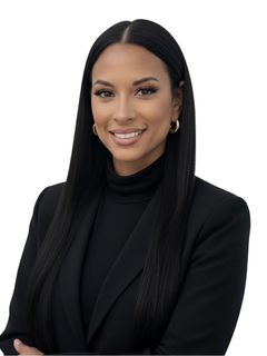 Nancy Angelo headshot