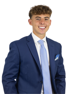 Mattia Campagnano headshot