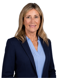 Laurie Michaels Cerrone headshot