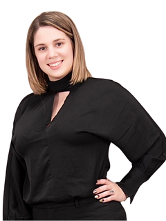 Alysha Rizzicone headshot