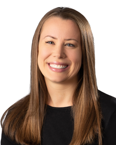 Amanda (Mandy) Kruzinski headshot