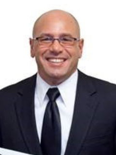 Vinny Savini headshot