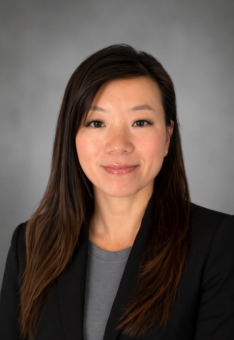 Maria Hillard headshot