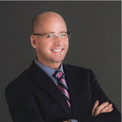 Michael Sands headshot