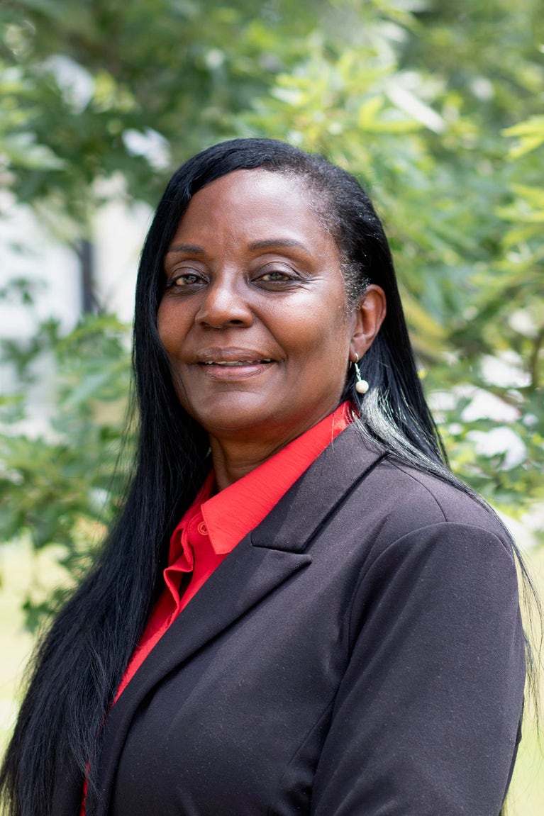 Kathy Hartfield headshot
