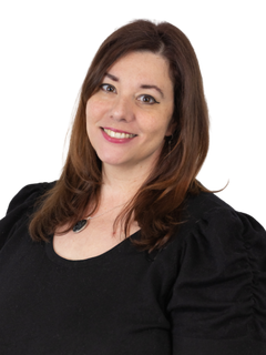 Elisabeth Binder headshot