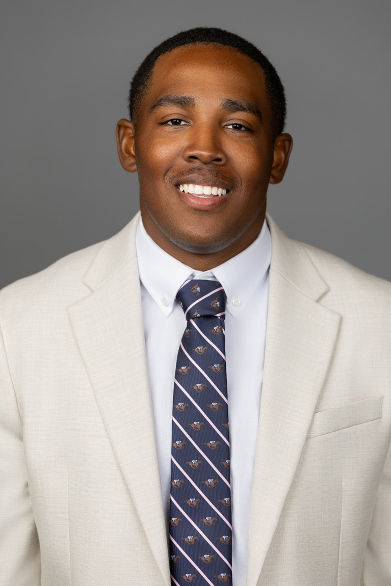 Nikolas Gcabashe headshot