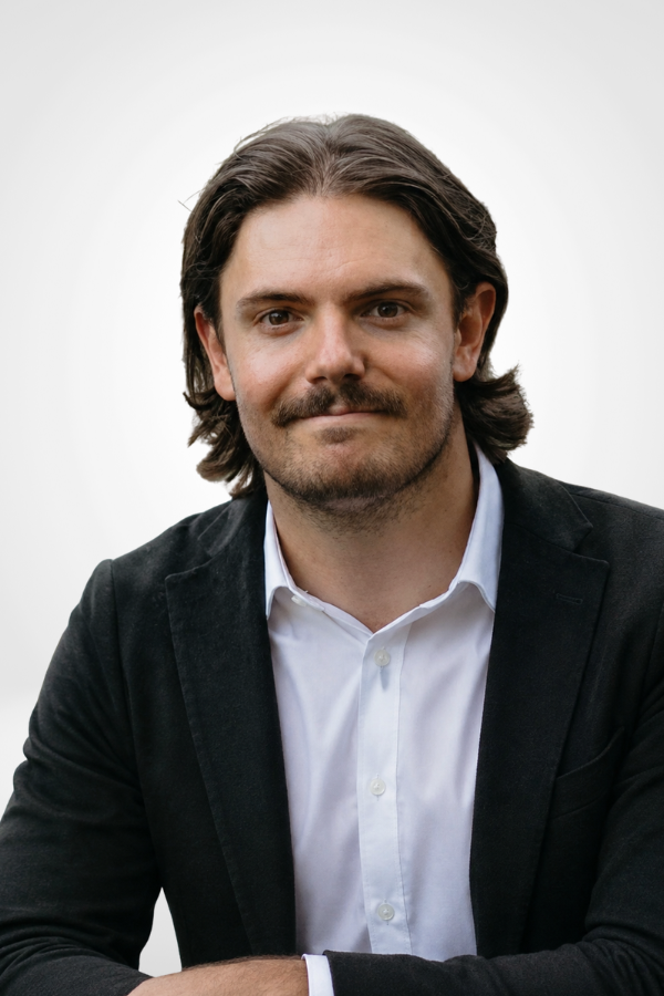Ryan  Bartlett headshot