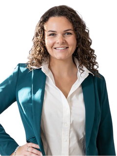 Sierra Dawson headshot