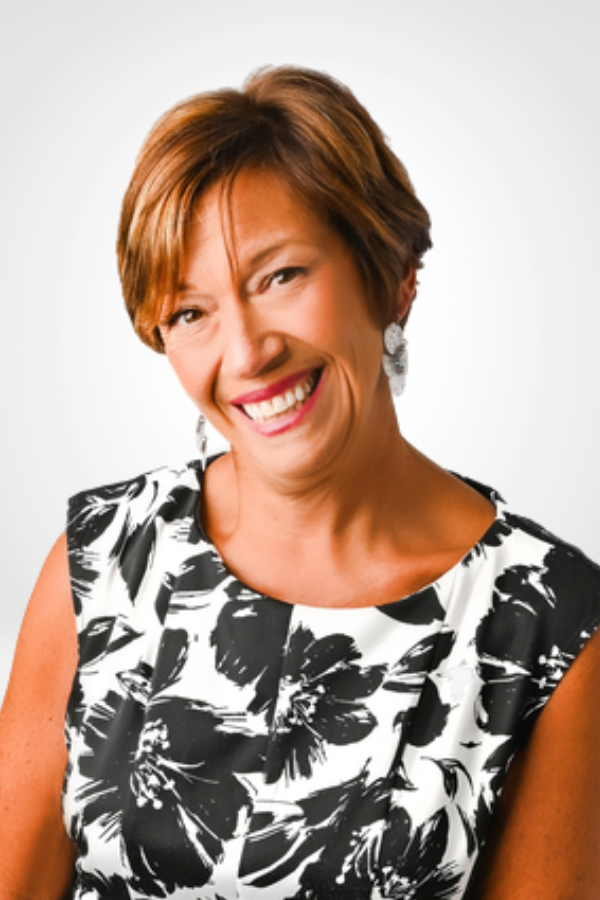 Brenda Albert headshot
