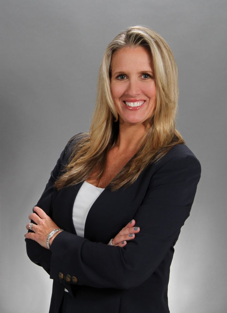 Anna Staylor headshot