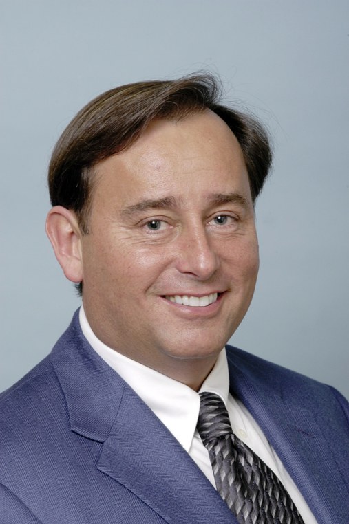 Lee Plemmons headshot