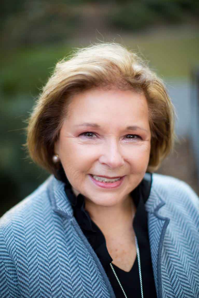 Trudy Hoff headshot
