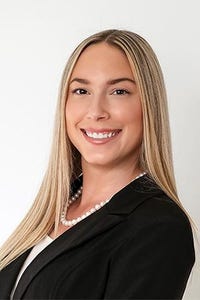 Arielle Capanna headshot