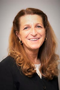 Gloria Carpinello headshot