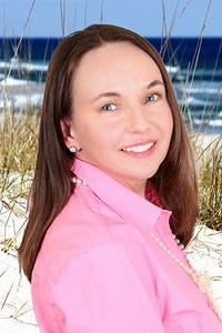 Veronica T. Flannery headshot