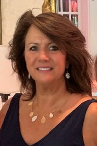 Catherine Sullivan headshot