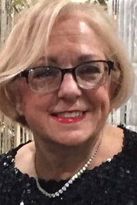 Clementine Tomarchio headshot