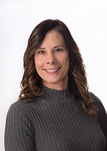 Teresa Larson headshot