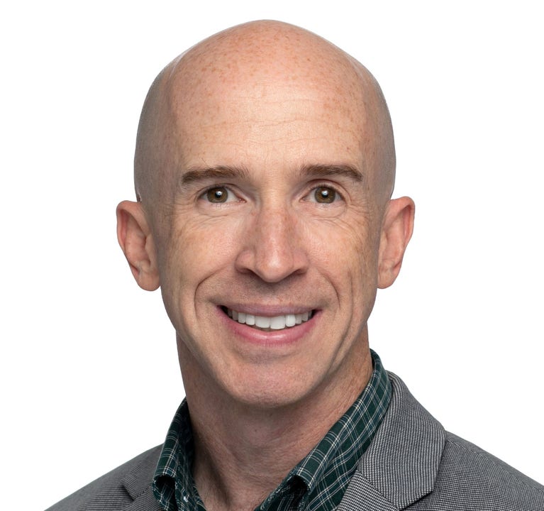 Shane Huey headshot