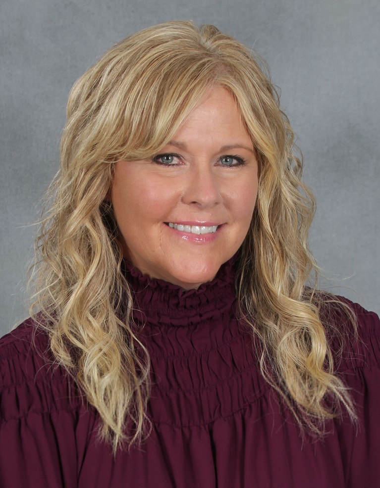 Lisa Cooper's Instagram, Twitter & Facebook on IDCrawl